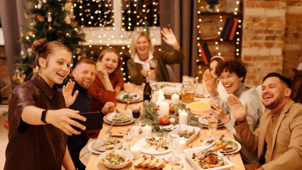 The Ultimate Guide to Planning a Budget-Friendly Holiday Party